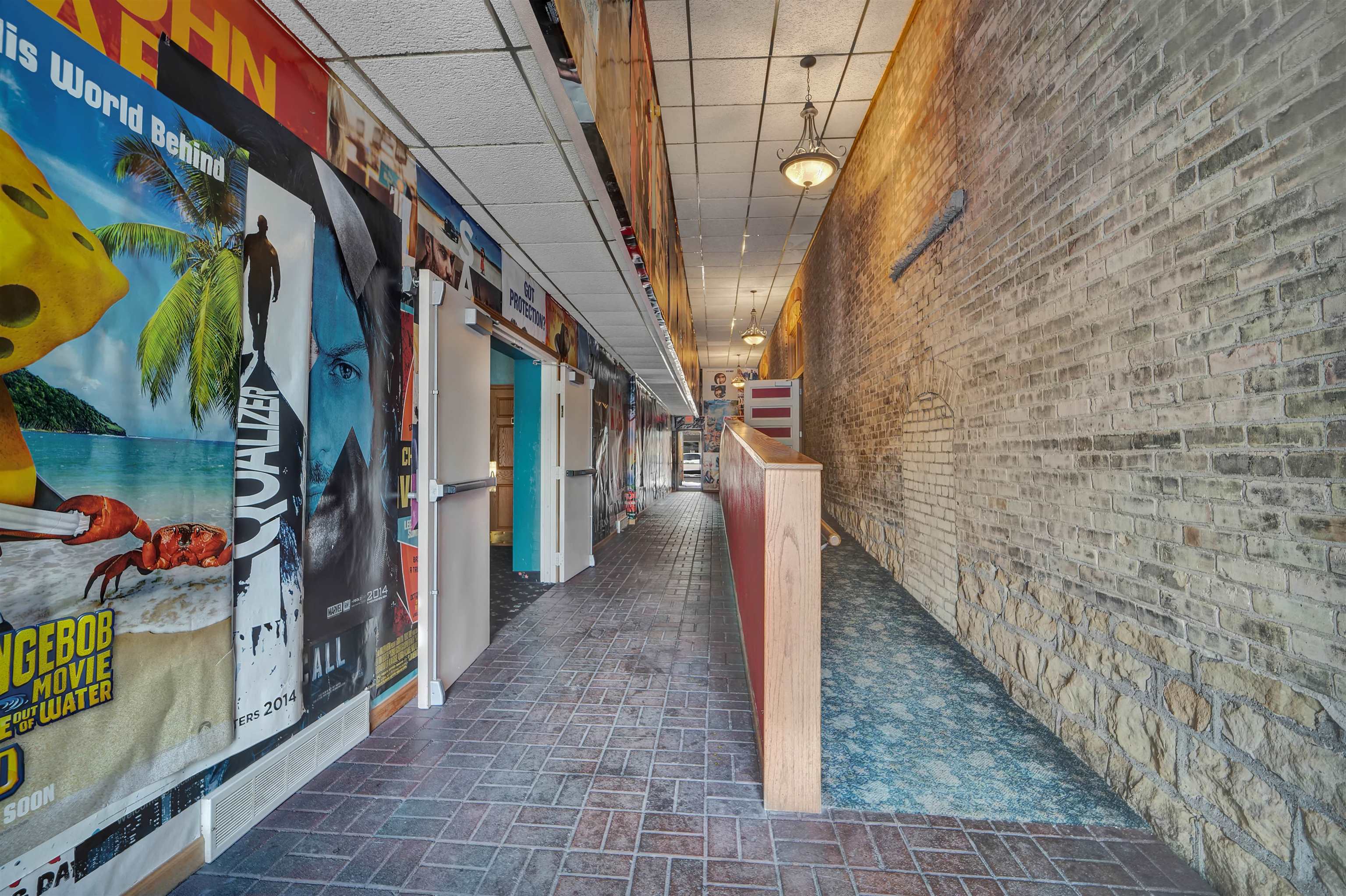 Entrance from the newer theaters to the Grand.