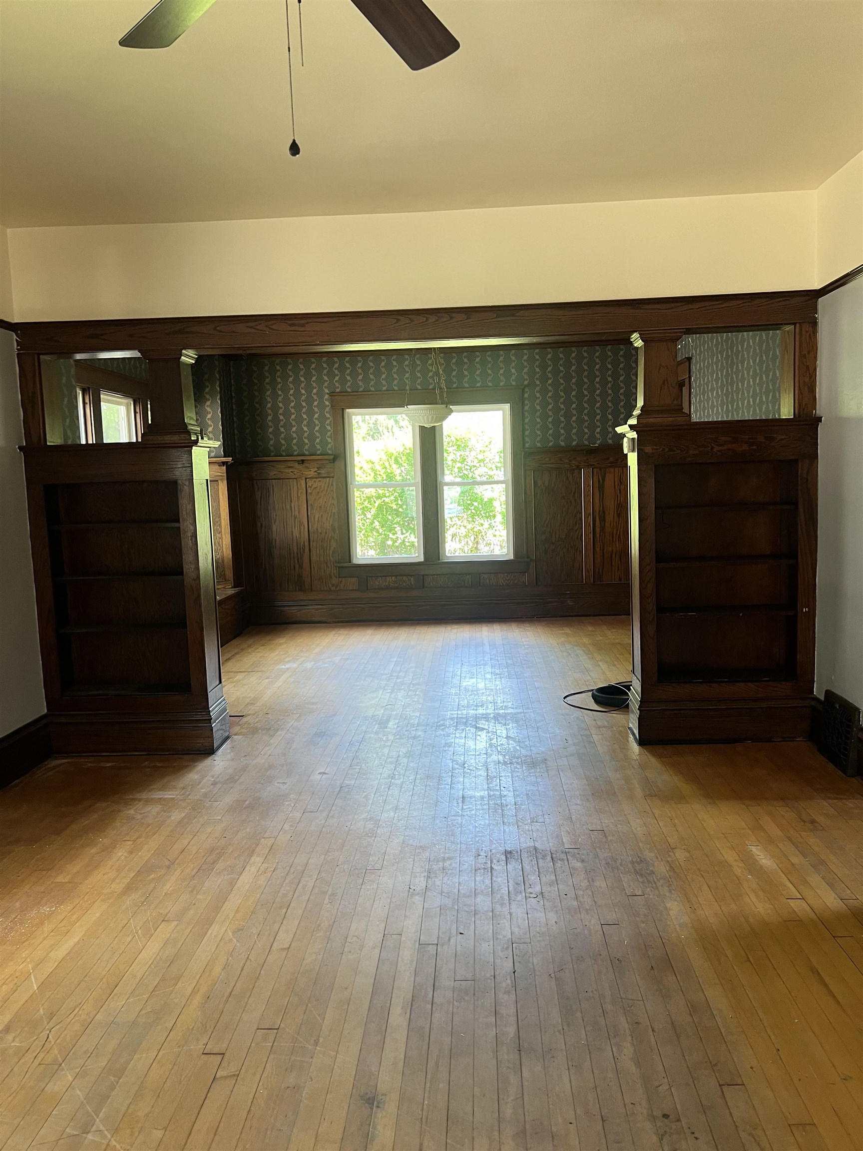 Looking into formal dining room from Livingroom