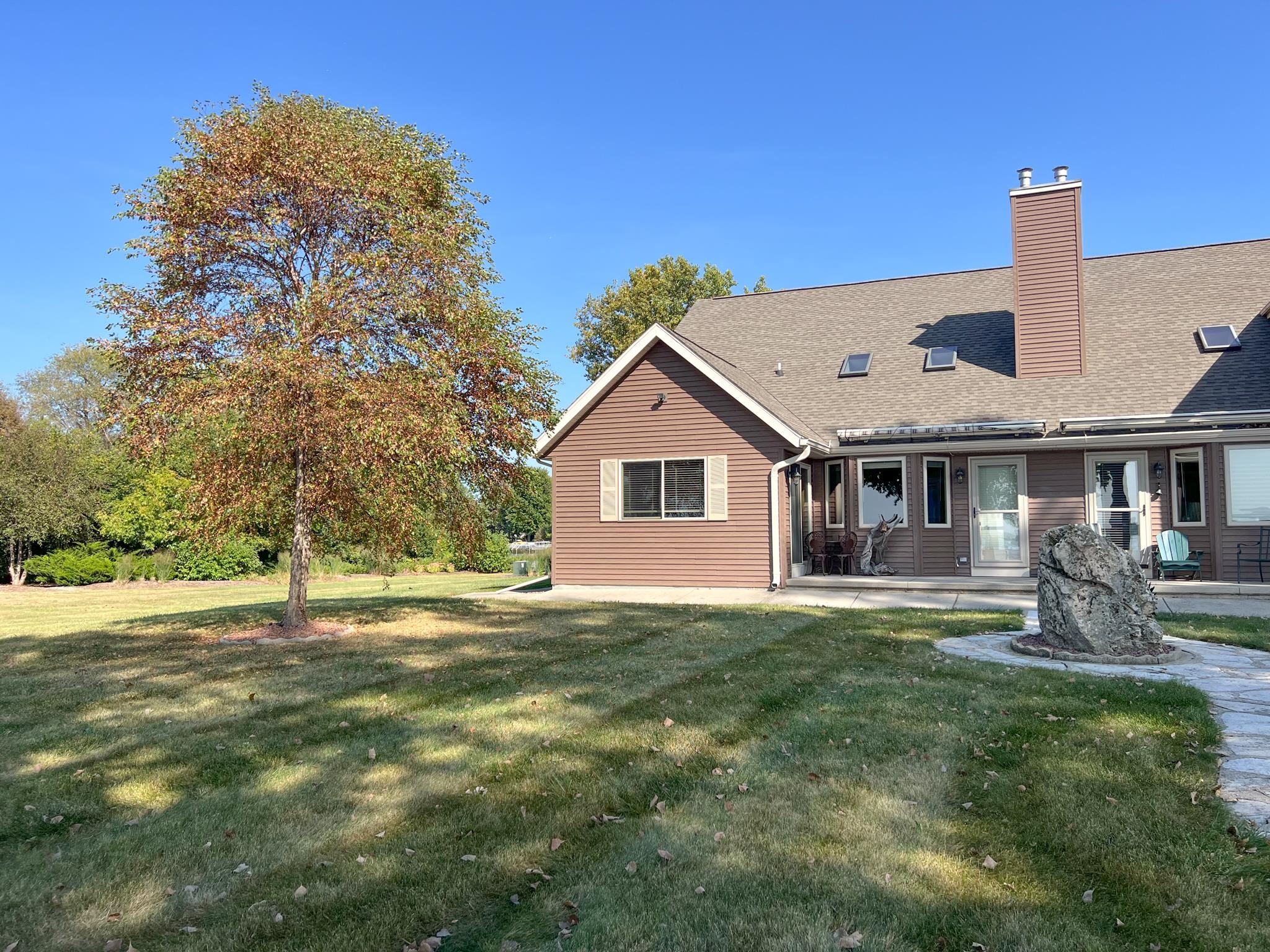 Backyard with Walkway to Lake