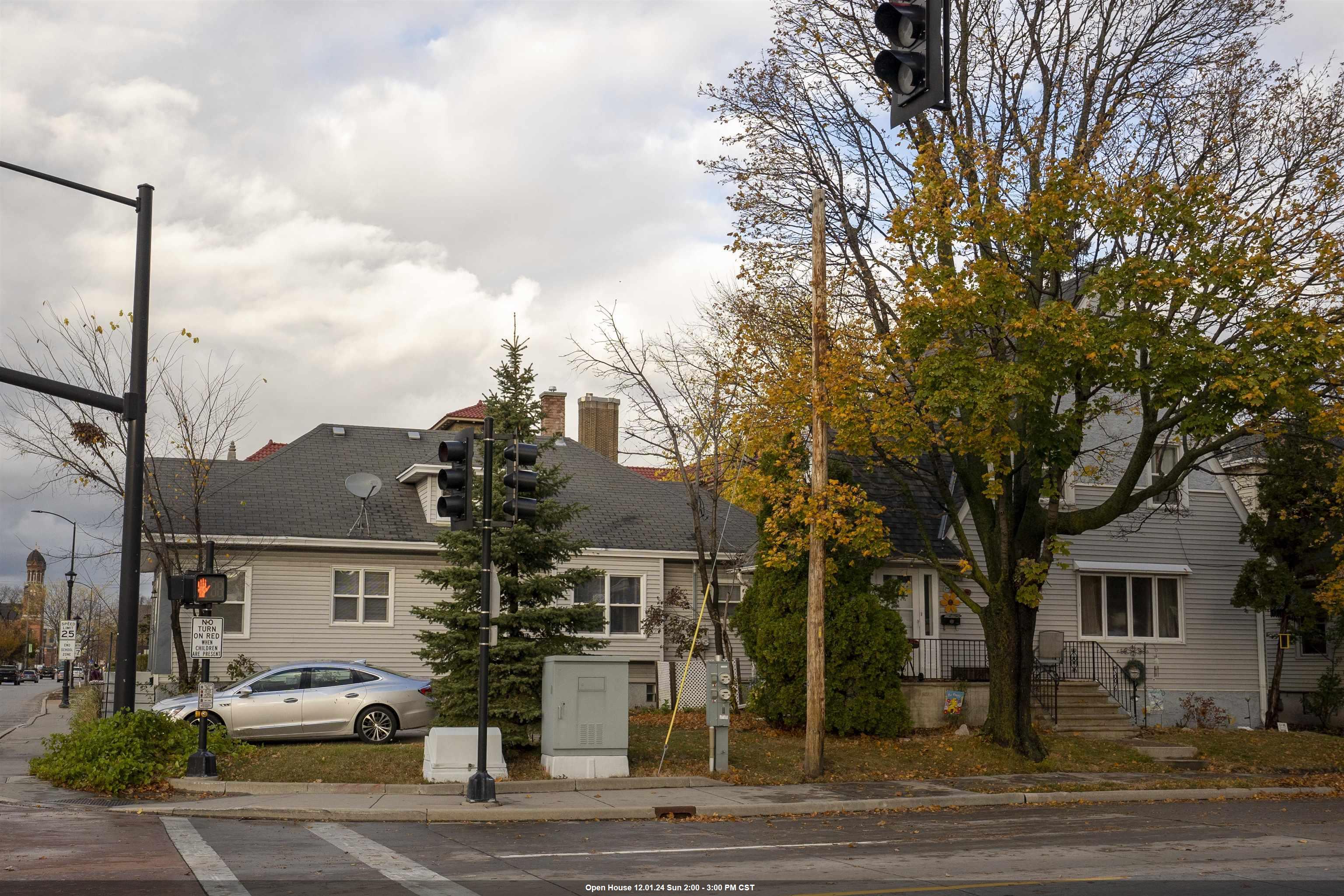 Two houses on one lot